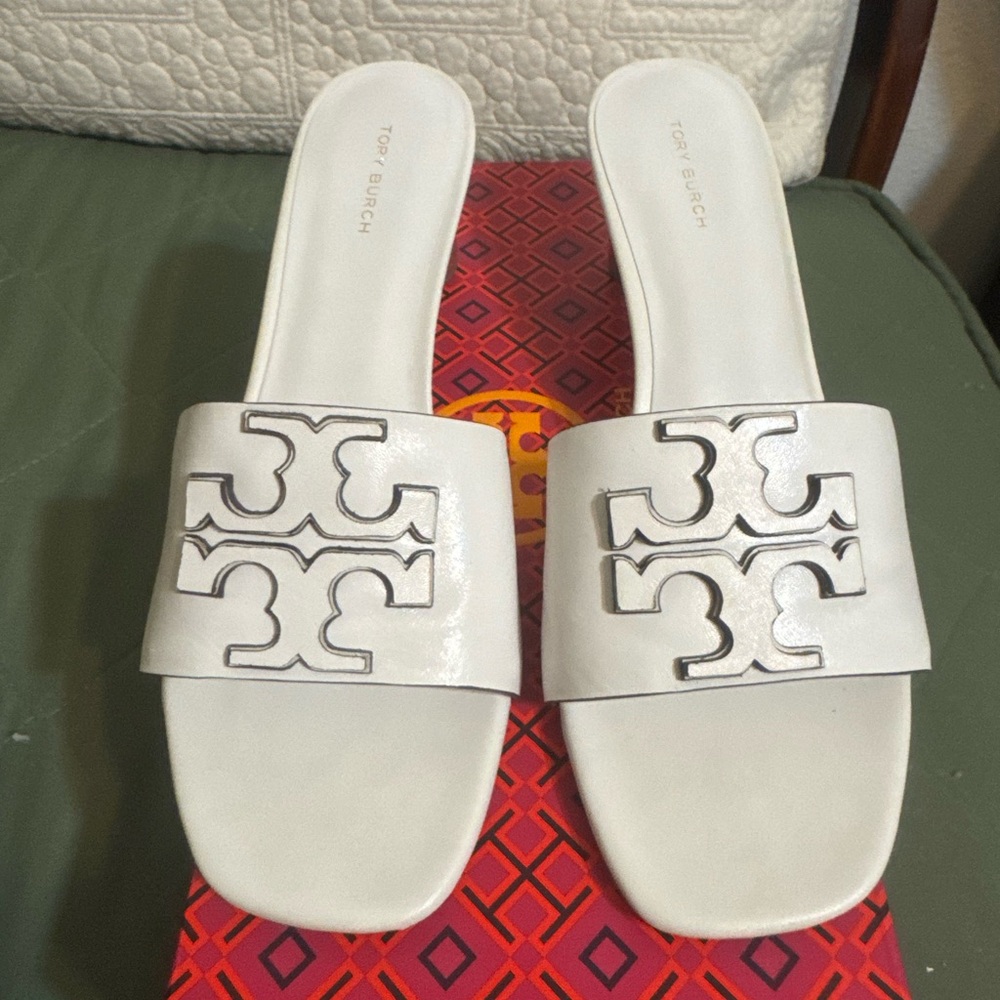Tory Burch White Minimalist Sandals